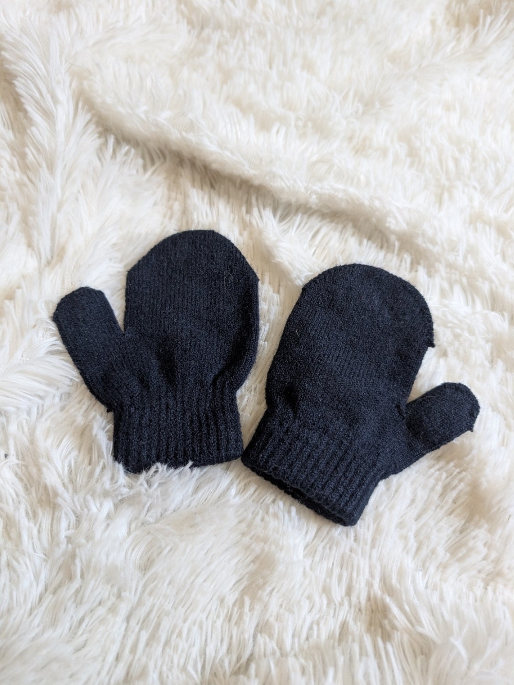 Infant Toddler Navy Blue Knit Mittens